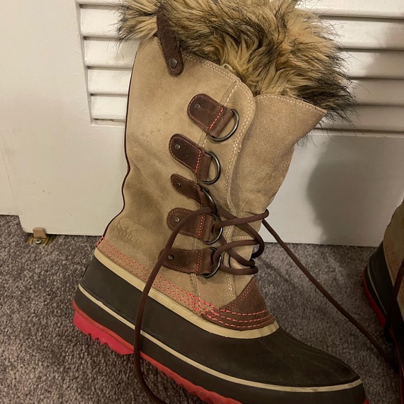 Sorel Joan of Arctic boots - Picture 3 of 7
